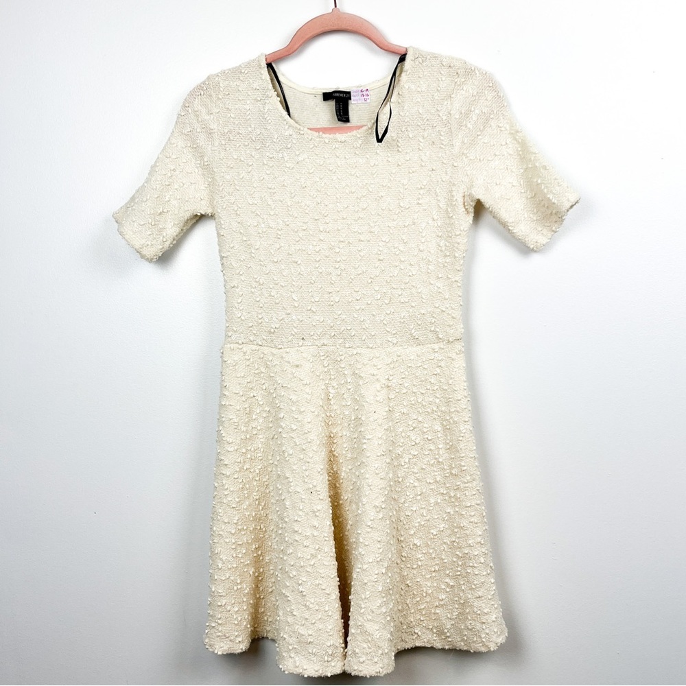 Forever 21 Off-White Textured Short Sleeve Dress, Perfect for Winter - Picture 1 of 8